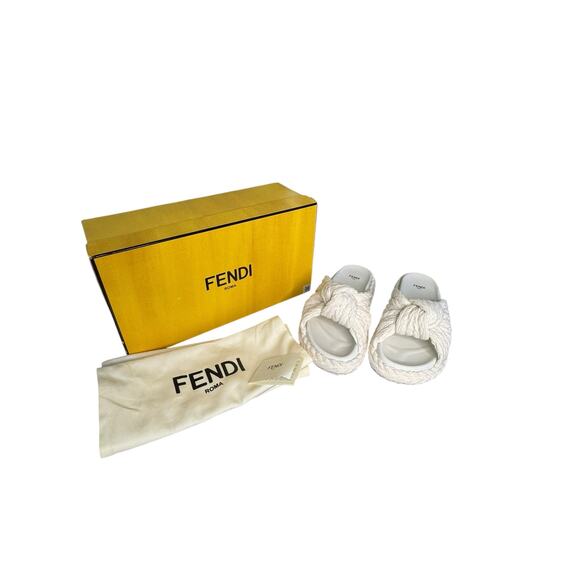 Fendi NIB Feel Knot Slide Sandal in Natural Size 39.5 - Picture 2 of 13